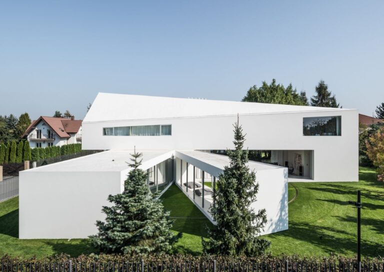 La casa mobile che segue il sole
