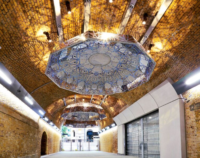 L&L Luce&Light illumina l’arte pubblica a Londra