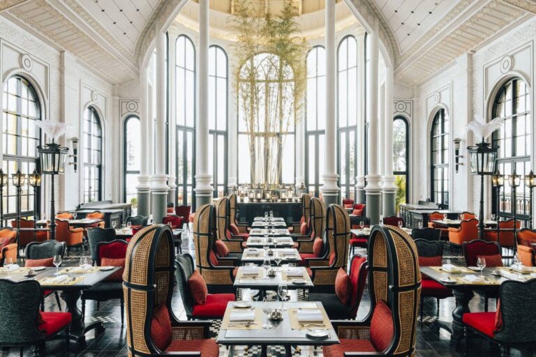 Hotel de la Coupole, eclettismo coloniale per il resort in Vietnam