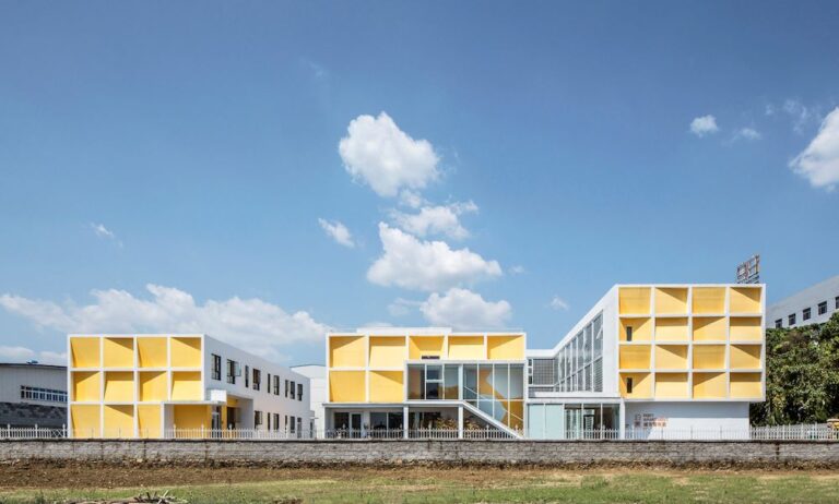 Dalla fabbrica alla Student House, il progetto di MAT Office in Cina