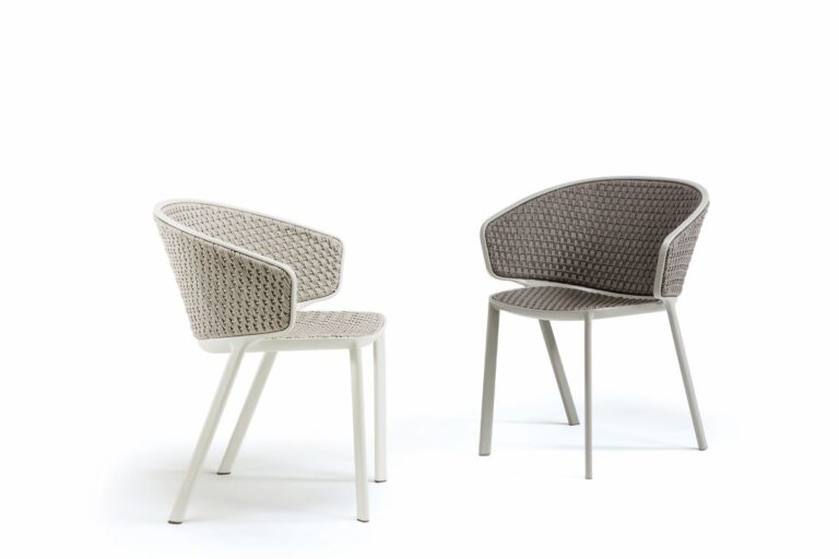 Ethimo, il nuovo look di Pluvia