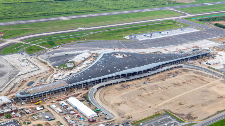 Il nuovo Aeroporto di Panama firmato Foster+Partners e Politecnica