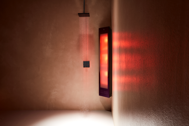 I benefici del sole in una doccia, Matrix4Design incontra Sunshower