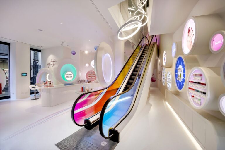 Il nuovo store di WakeUp Cosmetics a Milano