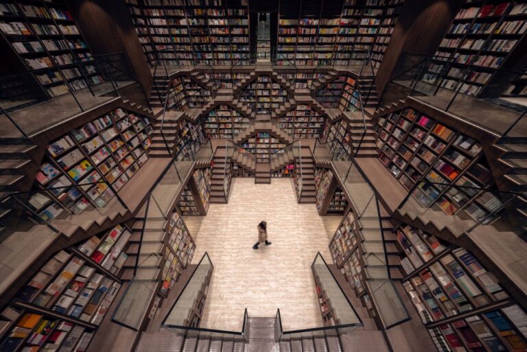 Il bookshop cinese è un labirinto di libri