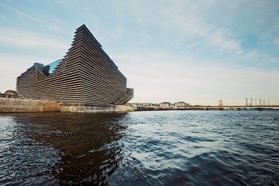 kengo-kuma-v-a-dundee-design-museum-scotland-designboom-03.jpg