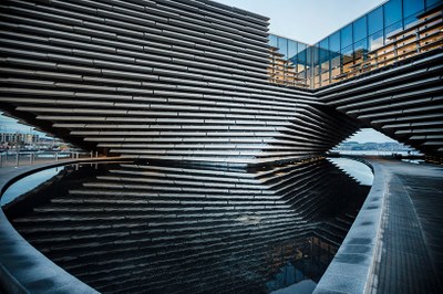 kengo-kuma-v-a-dundee-design-museum-scotland-designboom-05.jpg