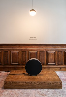 bang-olufsen-beosound-edge-speaker-michael-anastassiades-LDF-designboom04.jpg