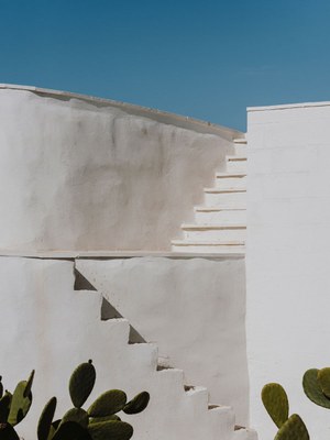 villa-cardo-studio-andrew-trotter-puglia-italy-residential-italian-white-houses_dezeen_2364_col_21.jpg