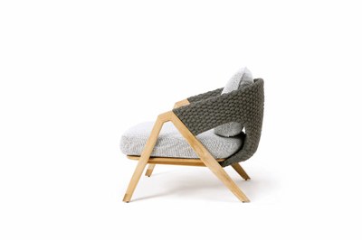 KNIT_LoungeArmchair_withCushion_side_1.jpg