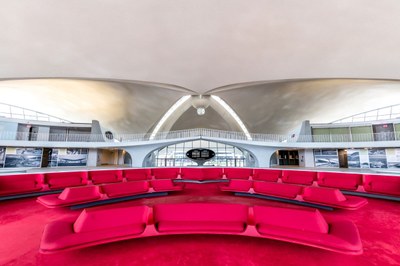 twa-hotel-eero-saarinen-interiors-jfk-airport-new-york-city-usa-max-touhey_dezeen_2364_col_5.jpg