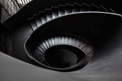 The_Middle_House_Shanghai_-_Staircase_-2.jpg