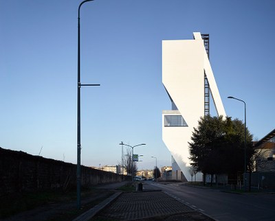 fondazione-prada-torre-opens-milan-OMA-designboom-R7.jpg