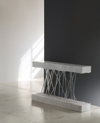 Simone Crestani - CONSOLE _Audentes fortuna iuvat_ -150x30 h. 90 cm, 300 kg - Borosilicate Glass, Carrara marble - ph. Alberto Parise.jpg