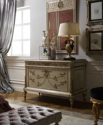 RG_Soleil_queen_bedroom_Heritage_set_como.jpg