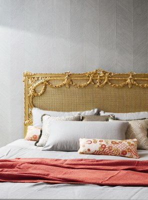 ANGELO CAPPELLINI_Casino Royale bed.jpg