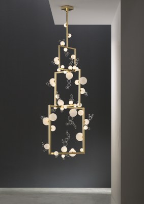 Simone Crestani - Bollicine chandelier three tiers - 100x80 h. 230 cm - Borosilicate glass, brass, led lights - ph. Alberto Parise.jpg
