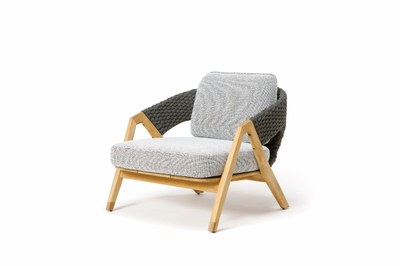 KNIT_LoungeArmchair_withCushion_side.jpg