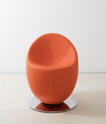 pinto_eggchair_02.jpg