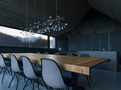 z-house-geza-alpine-mountain-camporosso-italy-_dezeen_2364_col_11.jpg