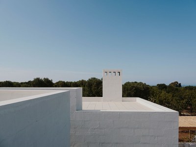 villa-cardo-studio-andrew-trotter-puglia-italy-residential-italian-white-houses_dezeen_2364_col_24.jpg