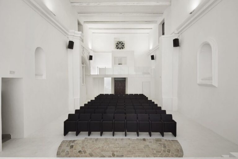 Quando la chiesa diventa un teatro, storia di una trasformazione