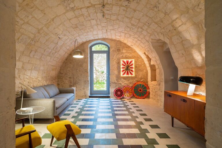 Casa K, la ristrutturazione di Giuseppe Gurrieri in Sicilia