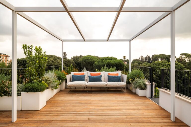 Una terrazza su Roma, Bomori Architetti sceglie Antrax IT