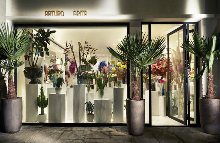 La grotta di fiori di Sophie Dries a Parigi