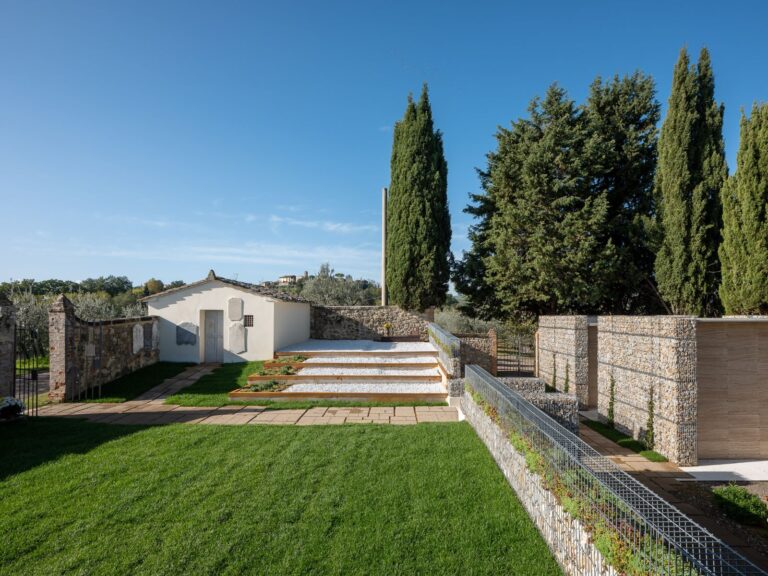 Microscape restaura l’antico cimitero di San Gimignano