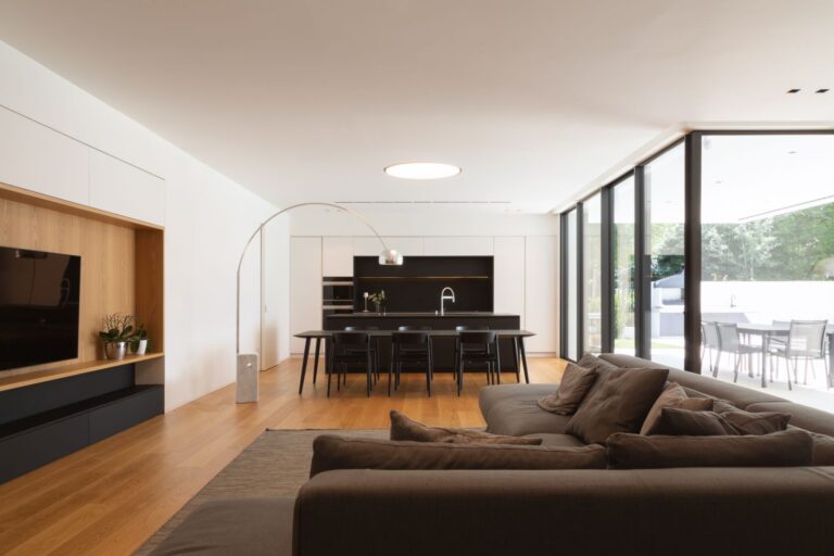 Casa Ora, lo studio ZDA firma una villa a Cremona