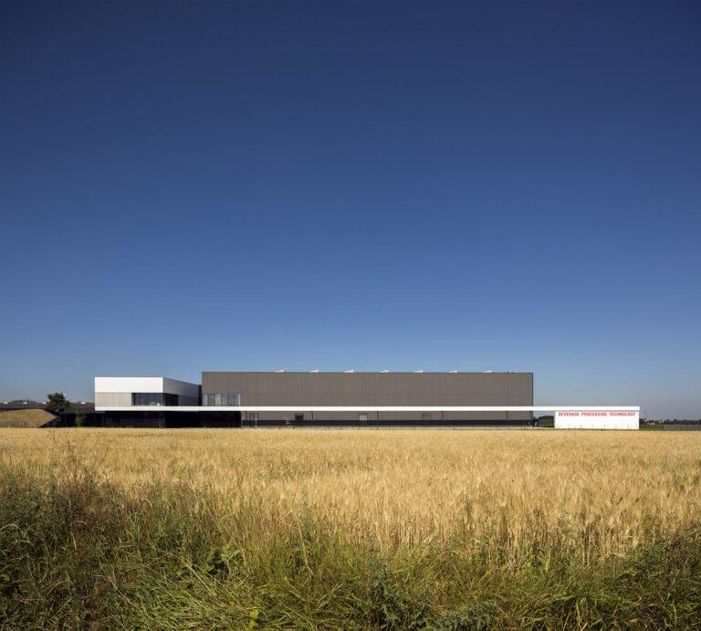 A DUE Headquarters, il progetto di Iotti + Pavarani Architetti