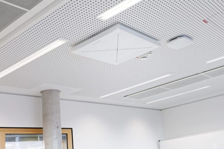 Sennheiser presenta TEAMCONNECT CEILING 2, la soluzione smart per le sale riunioni