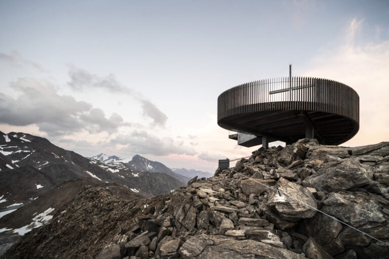 Ötzi Peak 3251m, la piattaforma panoramica di NOA in Alto Adige