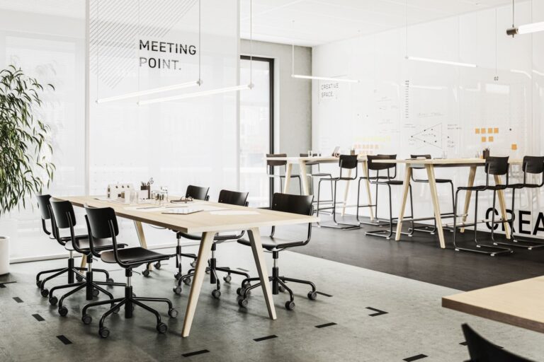 S 43 di Thonet, il design classico diventa dinamico