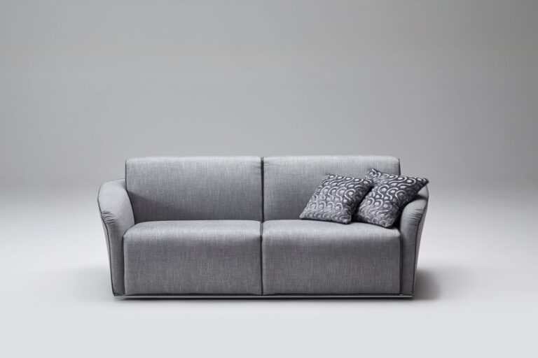 Milano Bedding, lo stile del divano letto sceglie il grigio