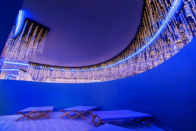 Aquaria Thermal SPA, il benessere della luce firmato OLEV