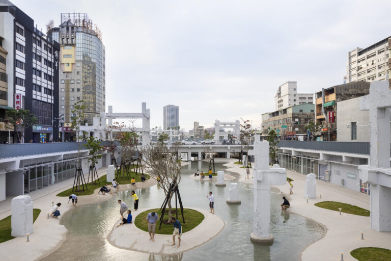 Tainan Spring, la piazza urbana per tutte le stagioni firmata MVRDV
