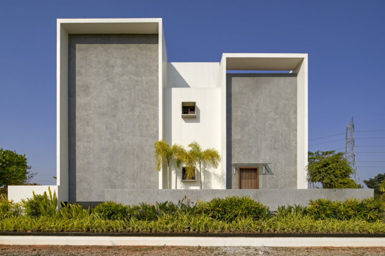 Framed House, la residenza indiana tra luce e minimalismo