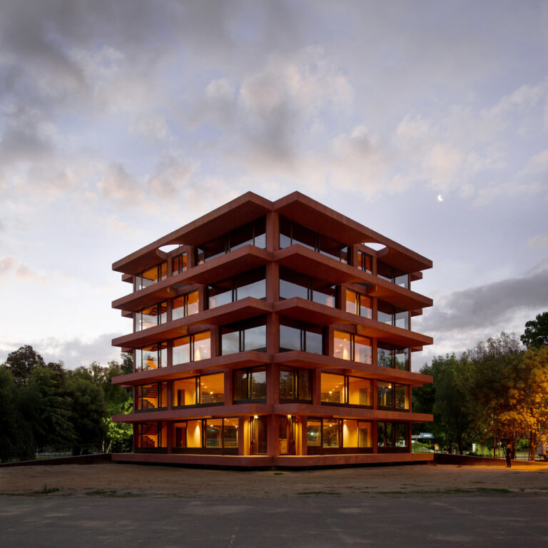 INES Innovation Center, lo spazio fluido della conoscenza