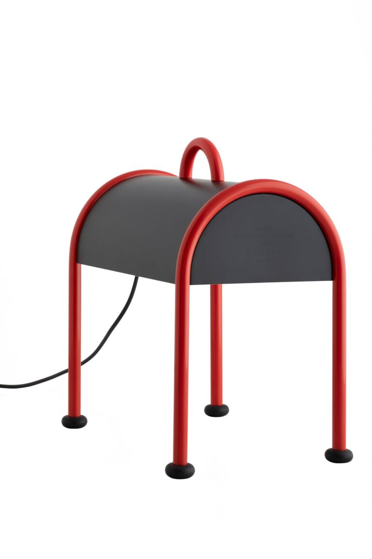 Stilnovo, è tornata la Valigia di Sottsass