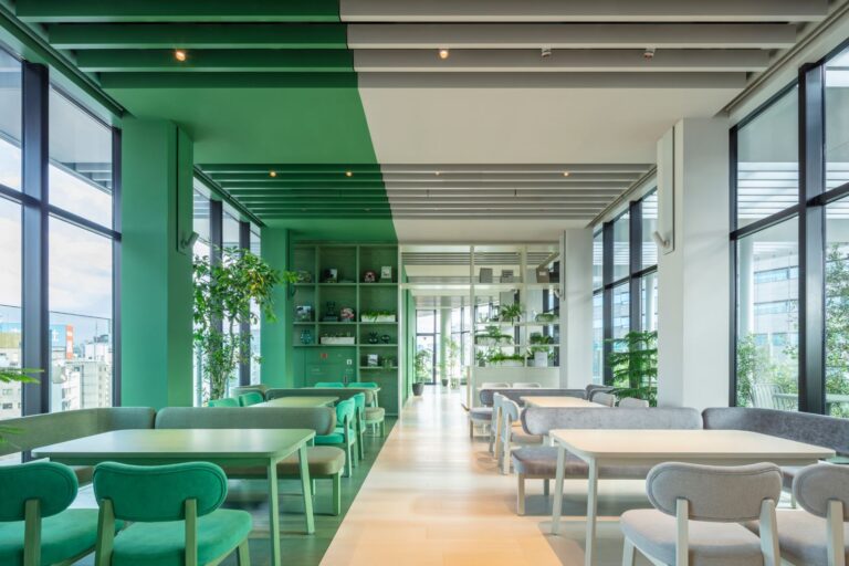 Toggle Hotel, visitare Tokyo in un caleidoscopio di colori