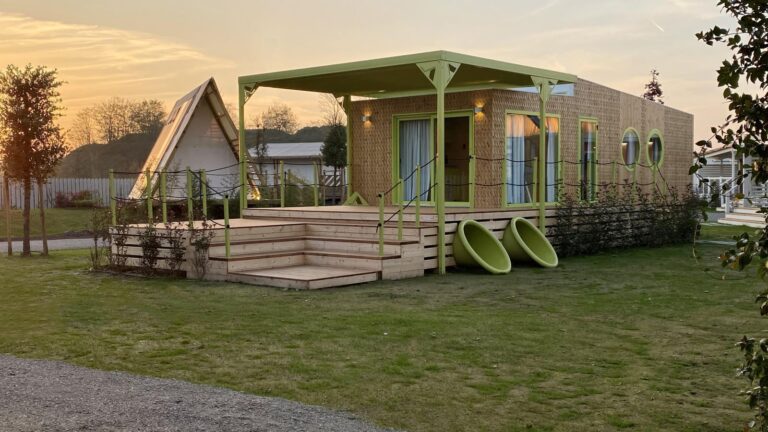 Wonderland, la prima mobile home green per il glamping