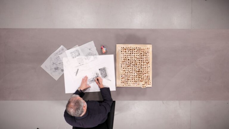 Gianluca Peluffo e Simposio Design: l’architettura incontra la ceramica