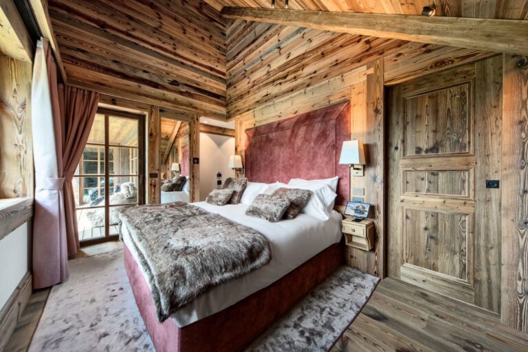 La Fenice del Monte Cervino, rinasce lo storico chalet di Cervinia