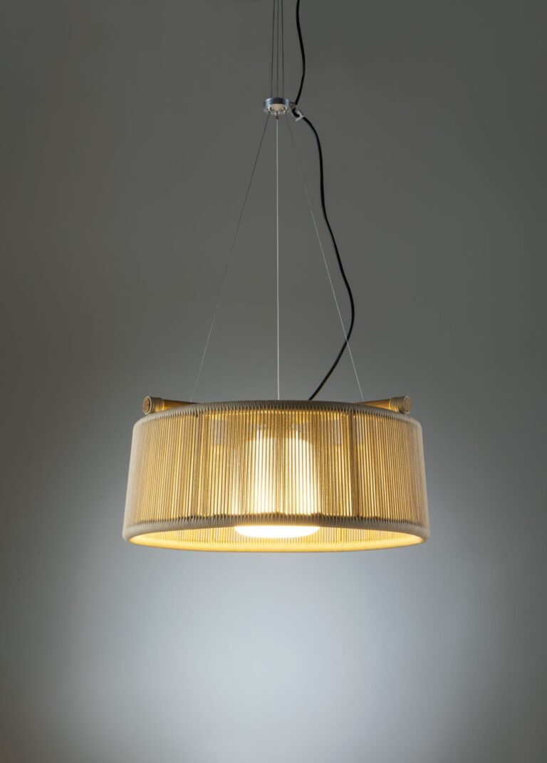 Kilt, Ethimo presenta la lampada sospesa per l’outdoor