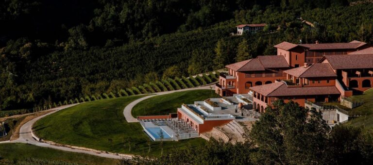 Terreal Italia, Coppo Piemonte per il lusso sostenibile del resort Casa di Langa