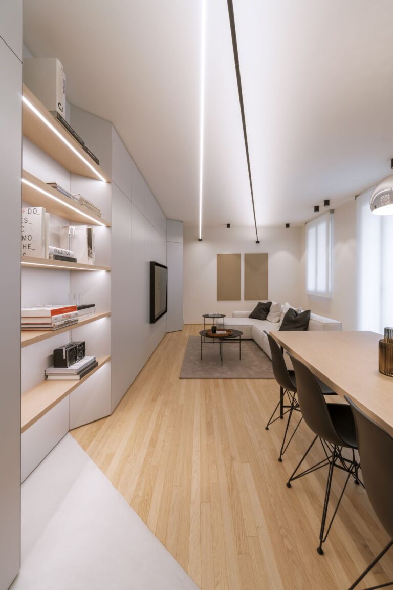 Casa Zuba, custom design e luci d’effetto per un’abitazione a Brescia