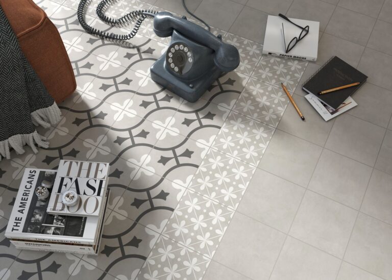 Sartoria, la tradizione romantica della linea di superfici Decorata