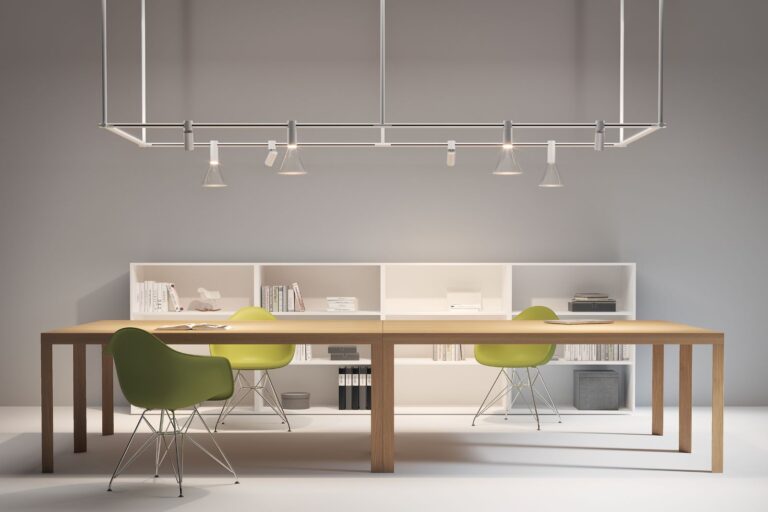 Rotaliana, le nuove luci di confine tra casa e ufficio